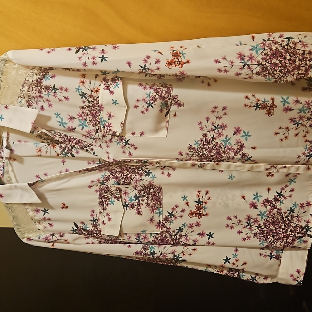 Candies button down the front shirt